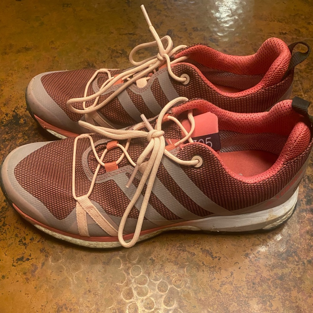 Adidas Boost Endless Energy Women’s Running Shoe gortex Terrex size 8.5